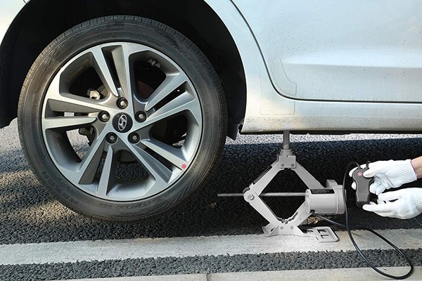 electric car scissors jacks