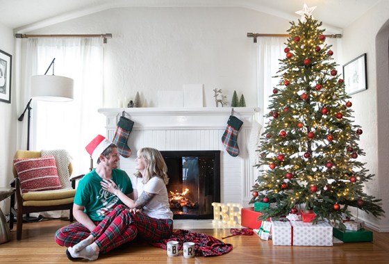 BestReviews DIY expert explains how to choose an artificial Christmas tree