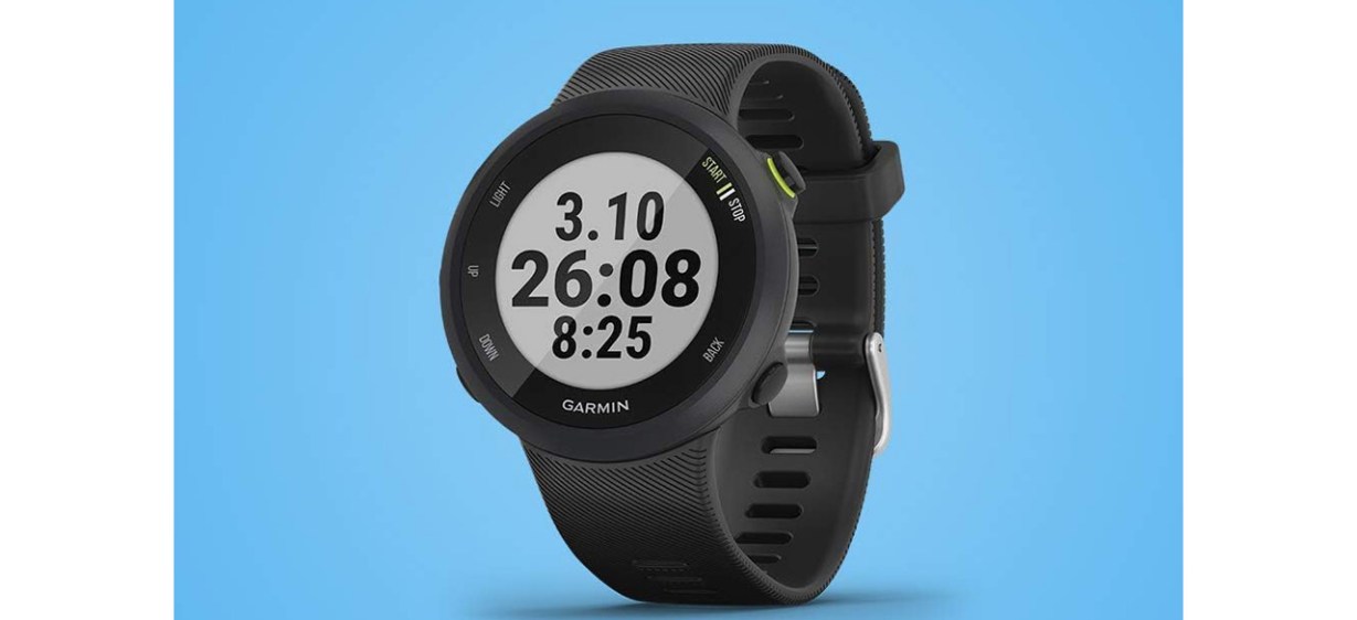 Garmin Forerunner 45 on blue background