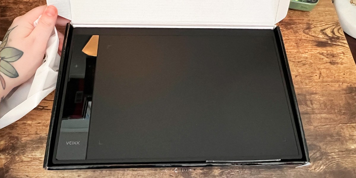 Veikk A30 V2 Drawing Tablet in open product box Veikk A30 V2 Drawing Tablet in open product box