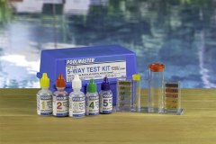 Poolmaster 5-Way Test Kit with Case – Basic Collection