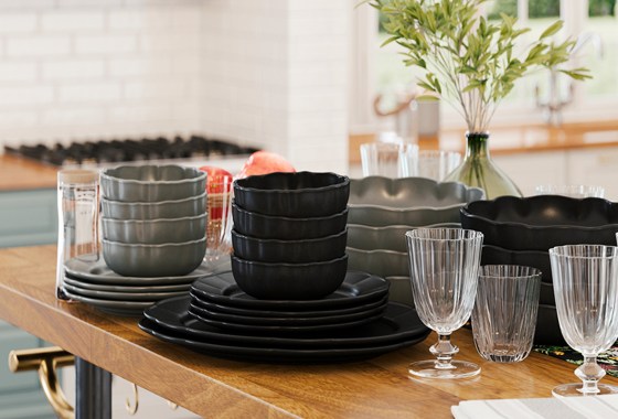 Dinnerware sets are the latest addition to Drew Barrymore’s coveted kitchen line
