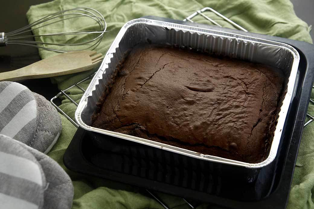 5 Best Brownie Baking Pans Jan. 2021 BestReviews