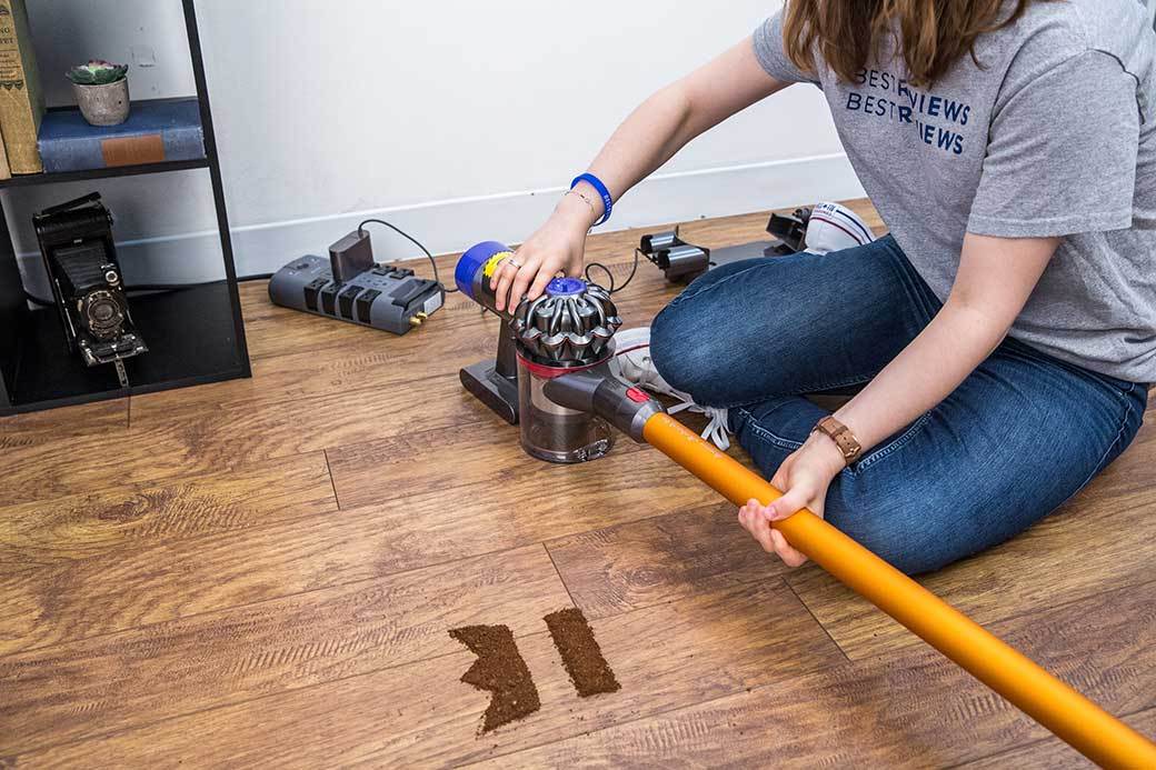 5 Best Dyson Stick Vacuums May 2024 BestReviews