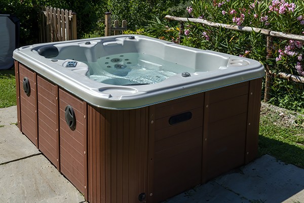 Terra 20 Jet, 4-Person, 120v Plug-'n-Play Hot Tub buy online ᐈ MyHotTub