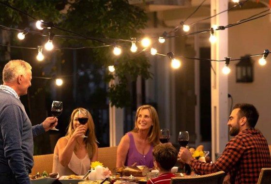 How to hang patio string lights