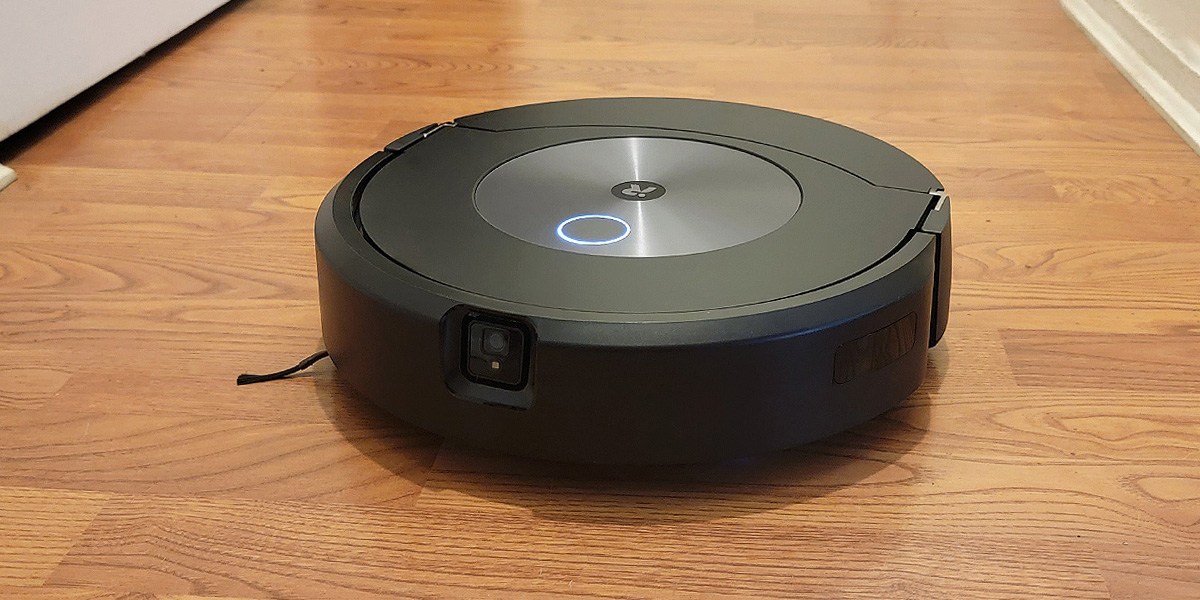 Shark vs. Roomba Which is best for you?