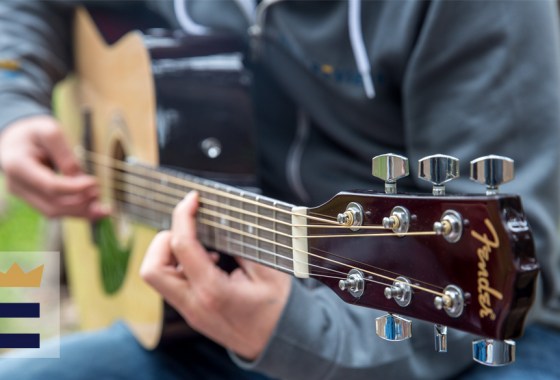How to clean an acoustic guitar