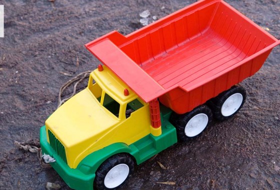 Best toy dump truck