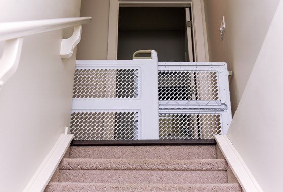 Best retractable baby gate