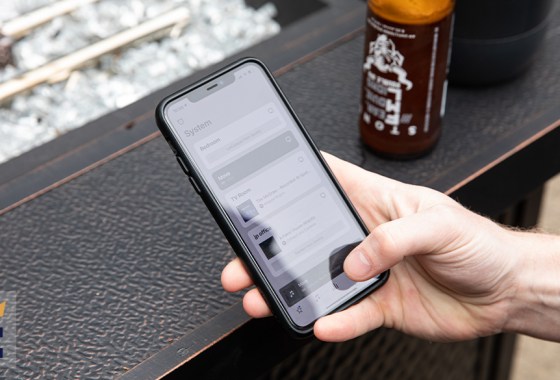 Samsung 5G phones vs. Apple 5G phones