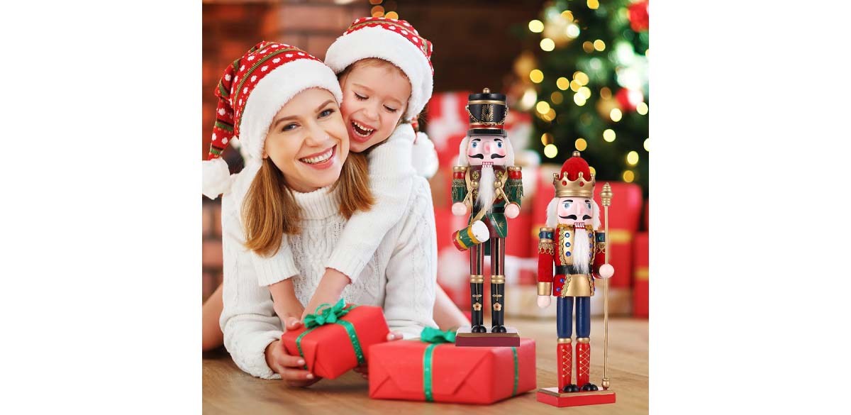 Tpudn 2 Pcs Wooden Christmas Nutcracker Soldier