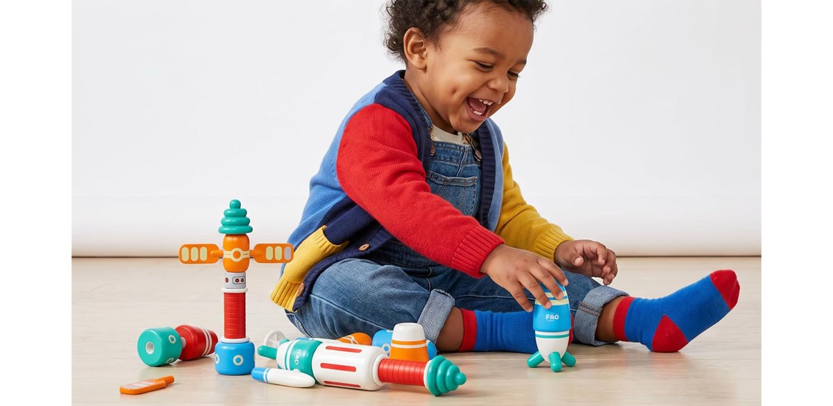 FAO Schwarz Galaxy Glow Space Blocks