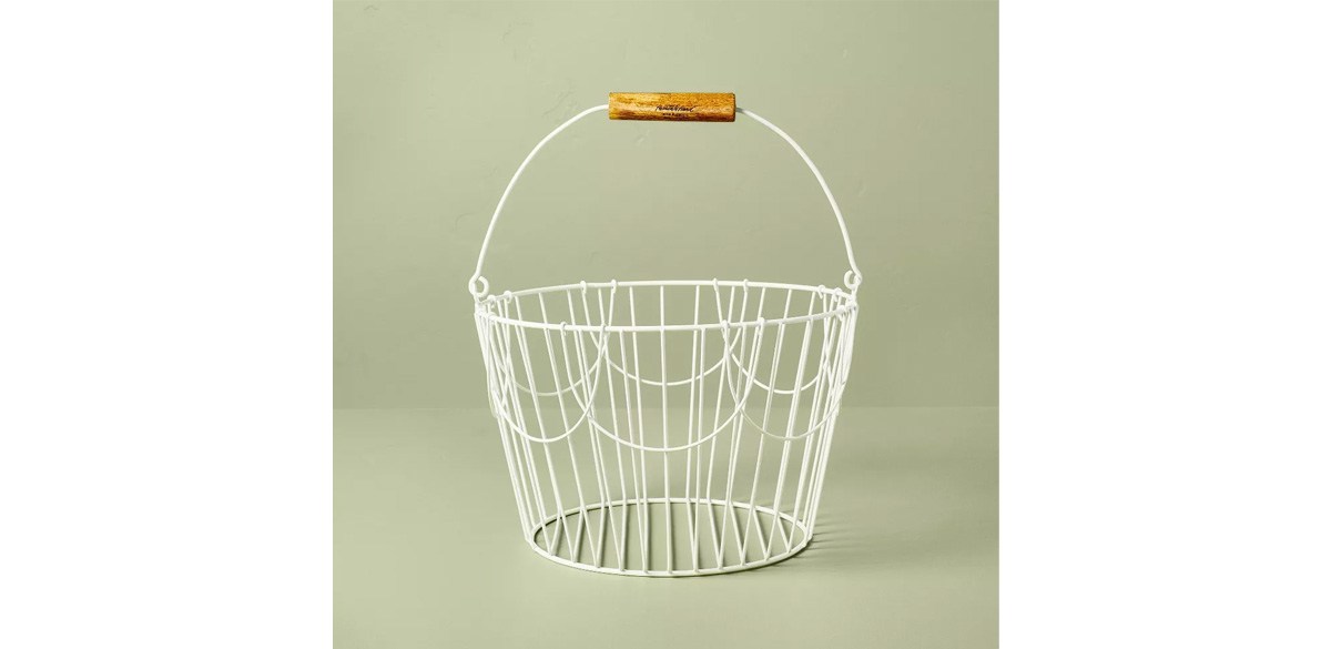 Coated Wire Easter Basket with Wood Handle