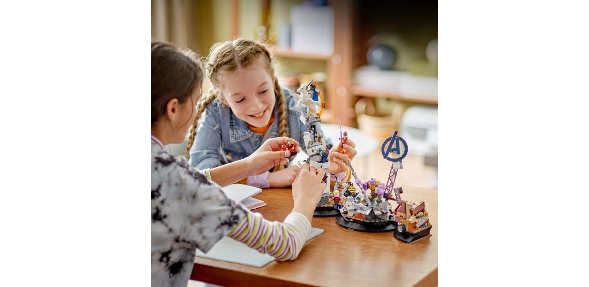 LEGO Marvel Endgame Final Battle Building Set