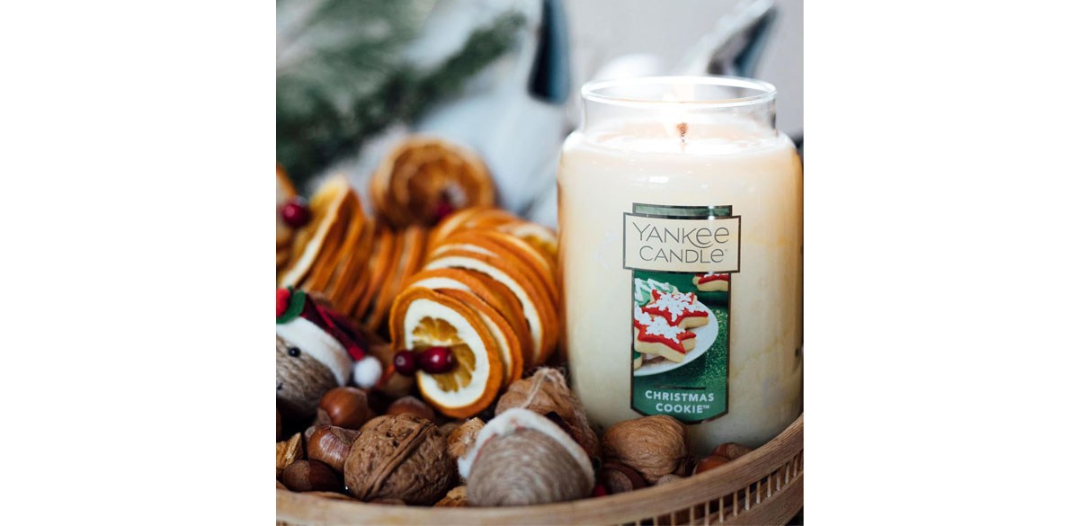 Christmas Cookie Scented, Classic 22oz Large Jar Single Wick Candle
