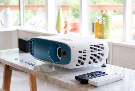 Best Optoma projector