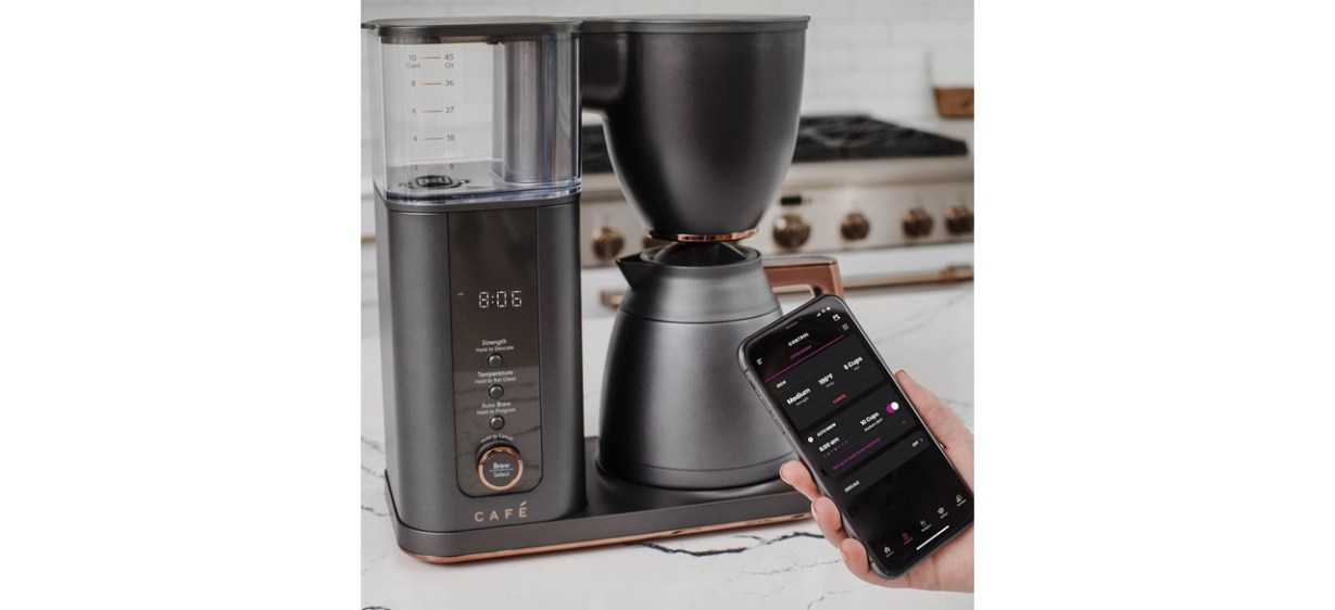 https://cdn16.bestreviews.com/images/v4desktop/image-full-page-cb/cafe-specialty-drip-coffee-maker-best-programmable-coffee-makers.jpg?p=w1228