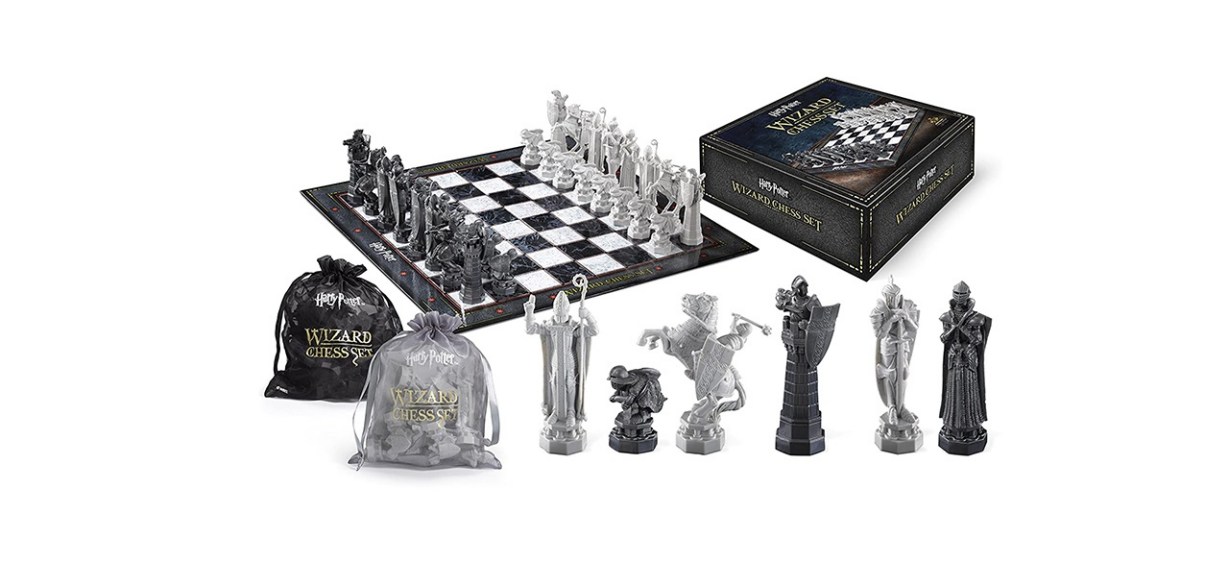 Harry Potter Wizard Chess Set