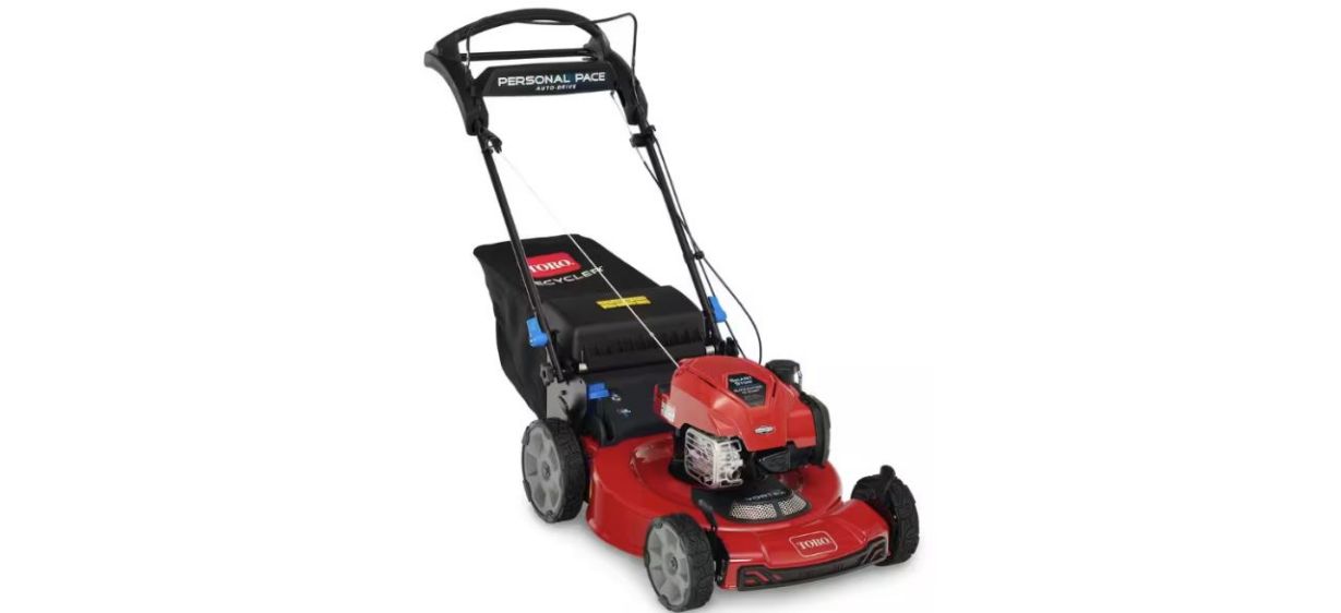 Toro Recycler 22-Inch SmartStow Walk-Behind Gas Self-Propelled Mower